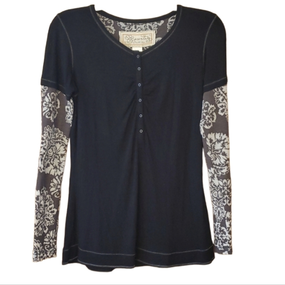 Aventura Womans Black Henley Top with Floral Patterned Sleeves in Black Size‎ S
